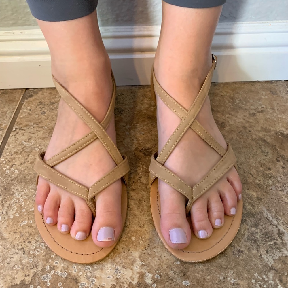 ANNA Brown Sandals - Size 9